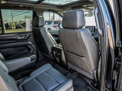 Used 2021 Chevrolet Tahoe Z71 w/ Luxury Package image 21