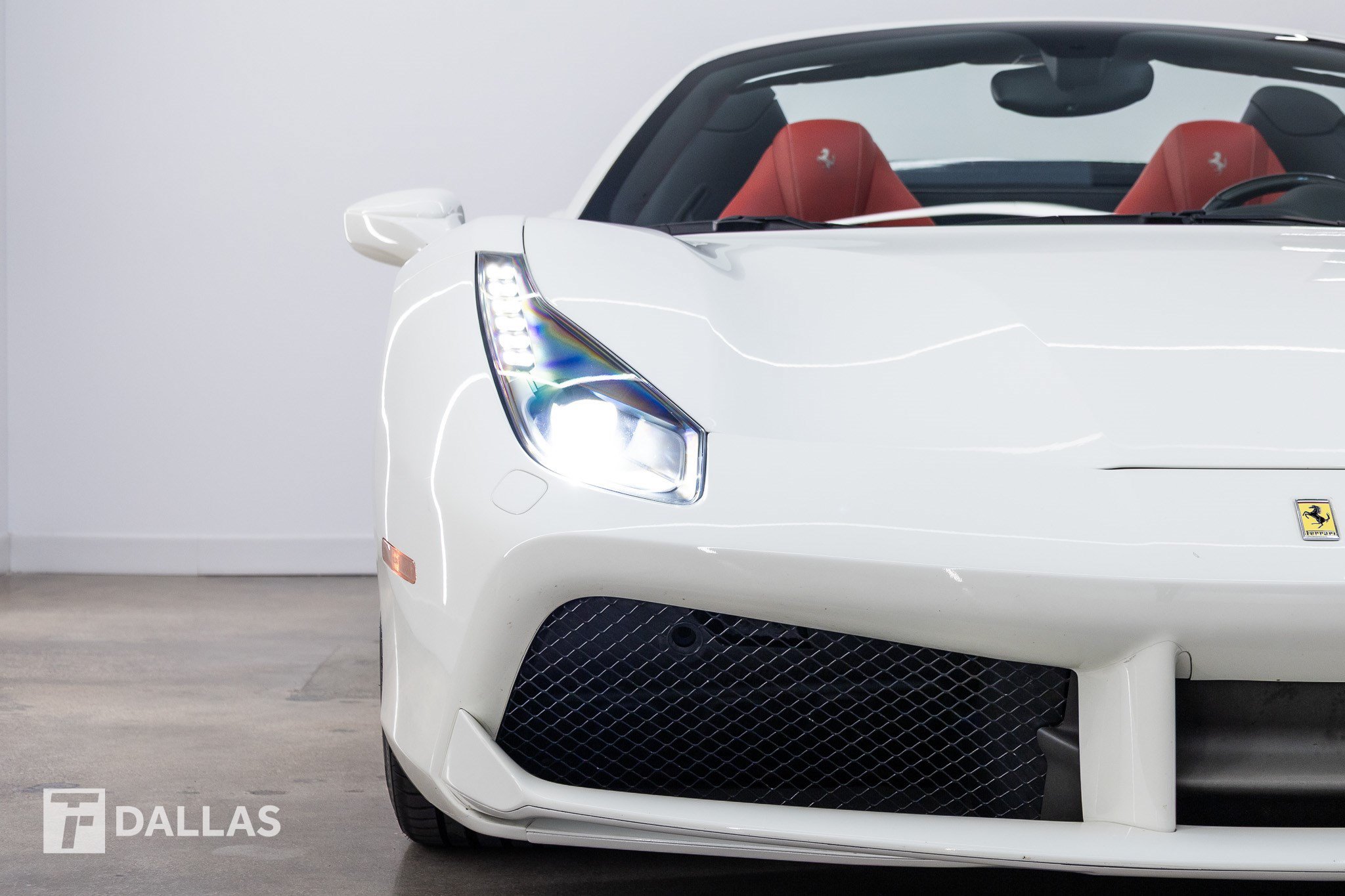 Used 2019 Ferrari 488 Spider RWD image 22