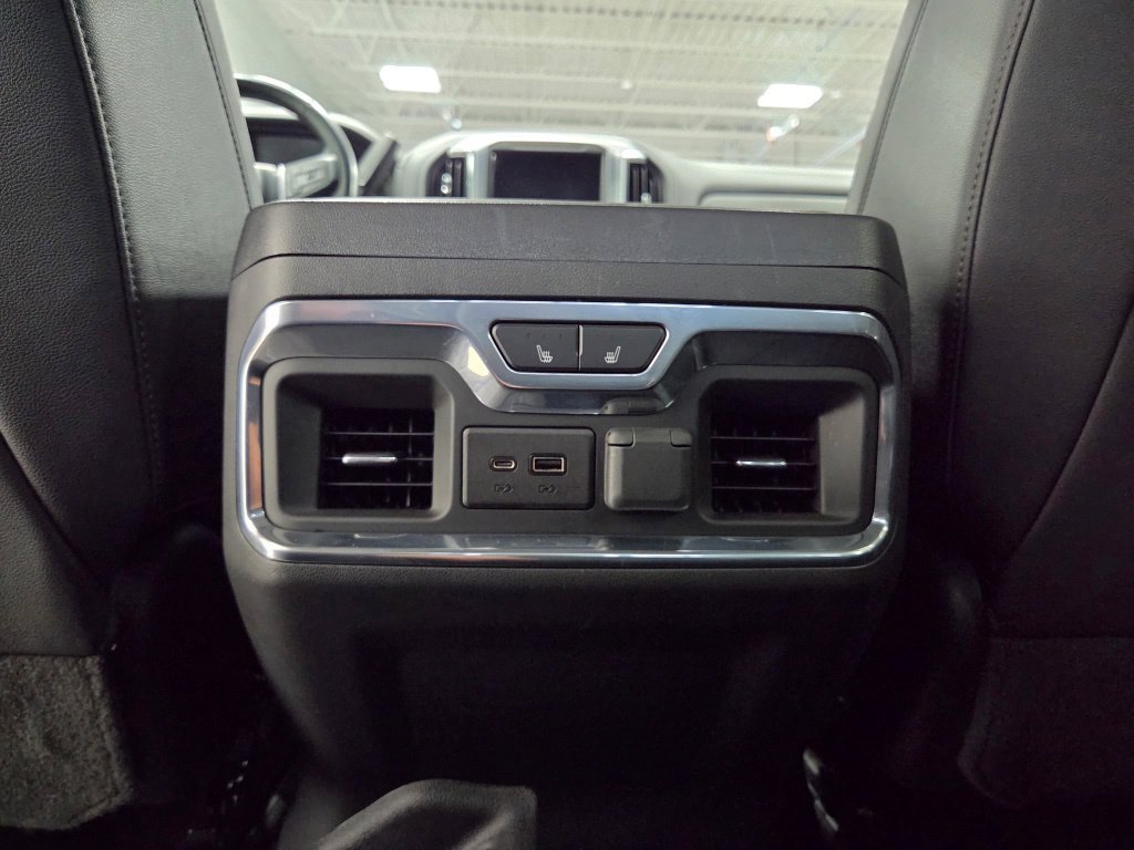Used 2021 GMC Sierra 1500 SLT w/ SLT Premium Package AWD/4WD image 27