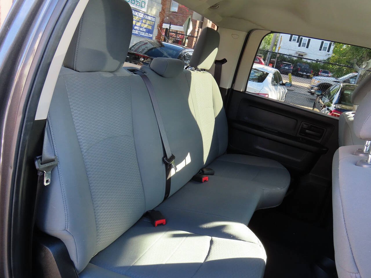 Used 2018 RAM 1500 Express w/ Express Value Package AWD/4WD image 11