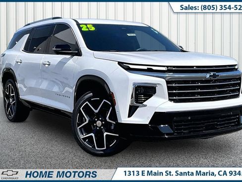 Used 2025 Chevrolet Traverse High Country AWD/4WD image 1