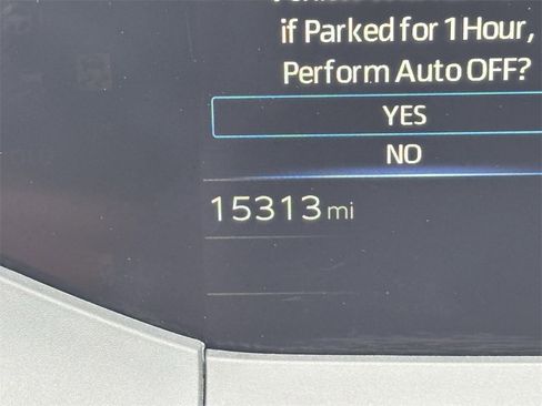 Used 2024 Toyota Prius XLE image 10