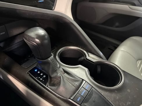 Used 2023 Toyota Camry SE FWD image 26