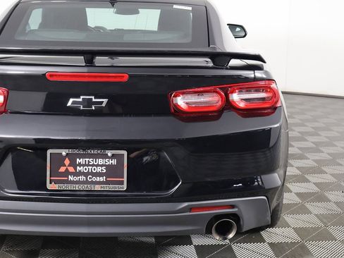Used 2021 Chevrolet Camaro LT image 13