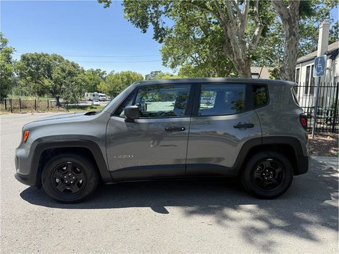 Used 2021 Jeep Renegade Sport FWD image 2