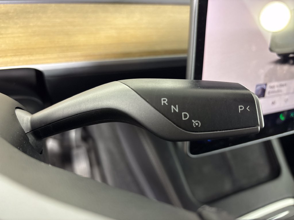Used 2023 Tesla Model Y Long Range AWD/4WD image 29