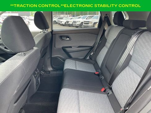 Used 2021 Nissan Rogue SV AWD/4WD image 12