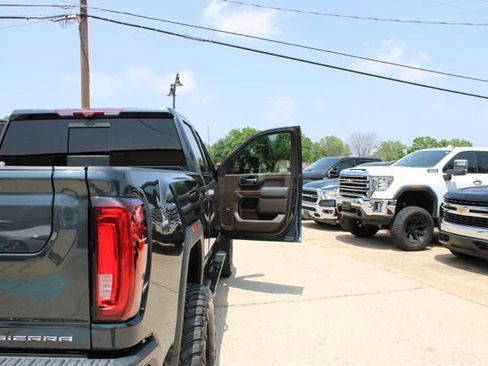 Used 2022 GMC Sierra 2500 Denali w/ Denali Ultimate Package AWD/4WD image 50