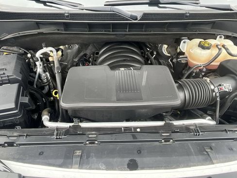 Used 2022 Cadillac Escalade ESV Premium Luxury Platinum w/ Heavy-Duty Trailer Package image 23