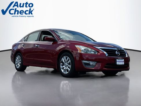 Used 2013 Nissan Altima 2.5 S FWD image 1