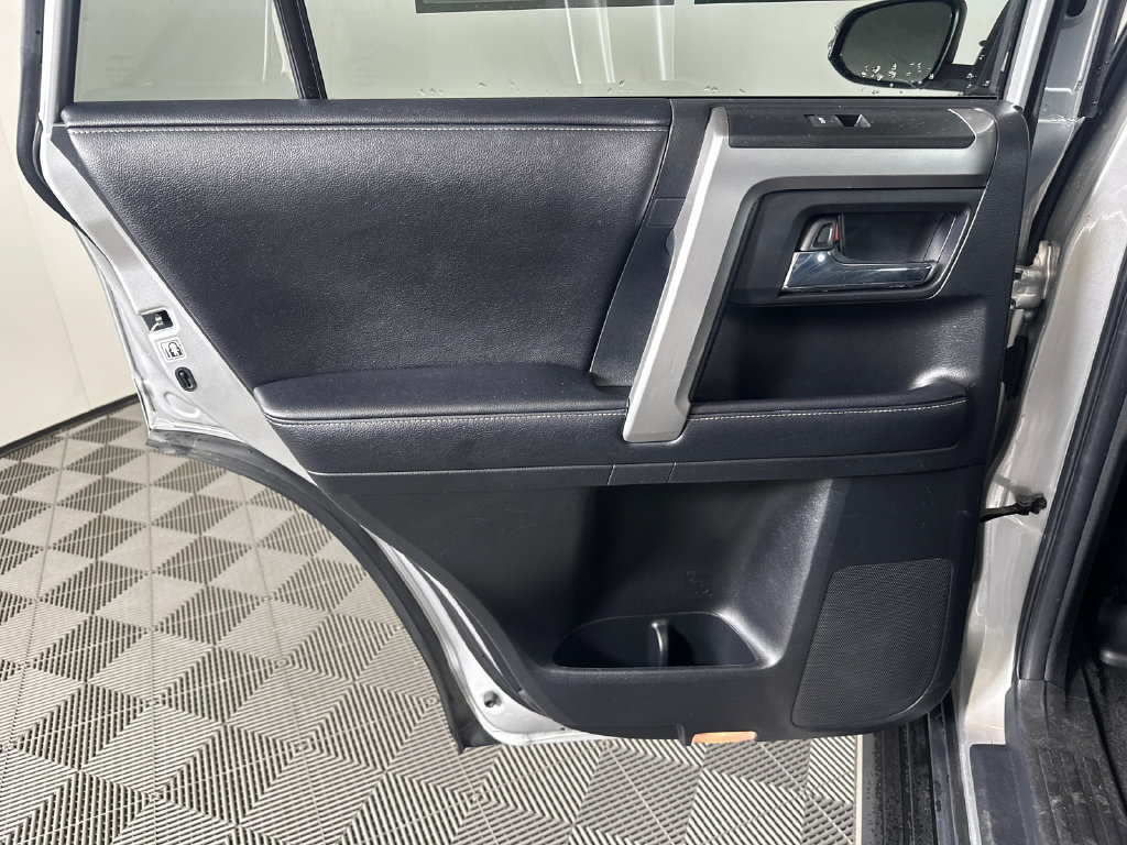 Used 2019 Toyota 4Runner SR5 Premium RWD image 21