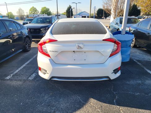Used 2019 Honda Civic LX image 5