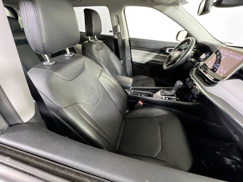 Used 2022 Jeep Compass Limited AWD/4WD image 25