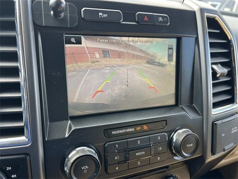 Used 2015 Ford F150 XLT w/ Equipment Group 302A Luxury image 34