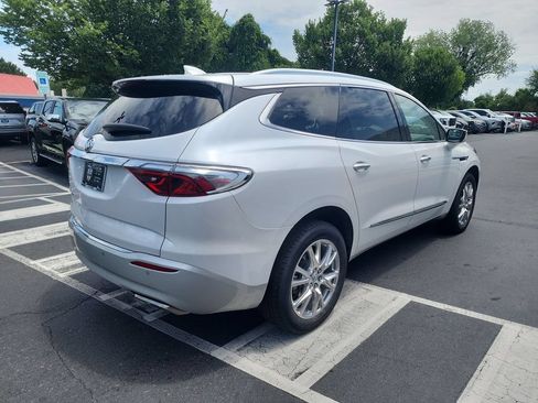Certified 2023 Buick Enclave Essence w/ Experience Buick Package FWD image 8