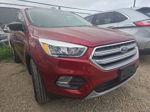 Used 2017 Ford Escape SE image 4