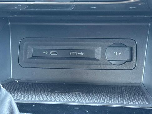 Used 2023 Volkswagen Atlas SE w/ Black Wheel Package AWD/4WD image 17