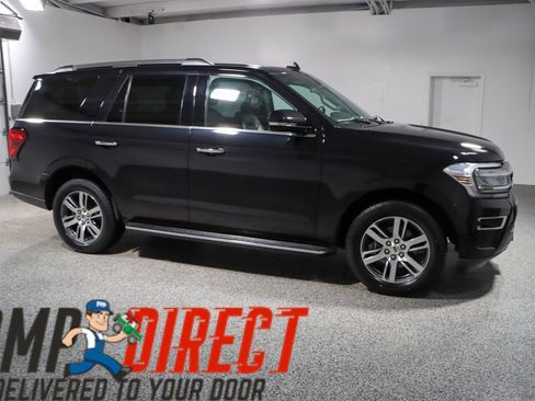 Used 2023 Ford Expedition Limited image 6