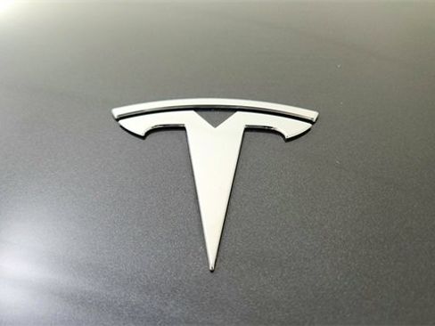 Used 2024 Tesla Model Y 2WD image 16