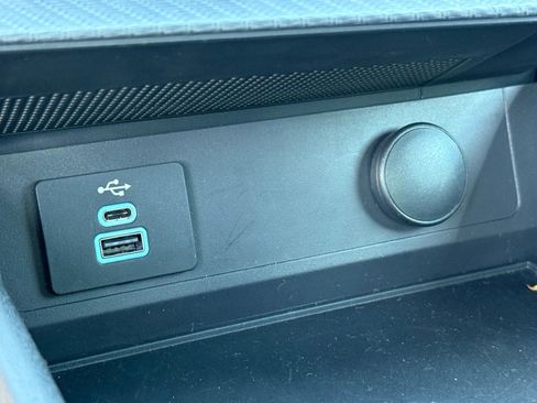 Used 2024 Ford Mustang Coupe image 27