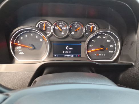 Used 2020 Chevrolet Silverado 1500 LT Trail Boss image 25