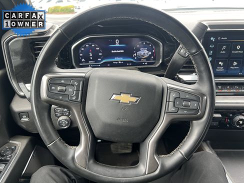 Used 2024 Chevrolet Silverado 2500 High Country w/ Technology Package AWD/4WD image 17