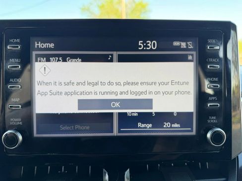 Used 2020 Toyota Corolla SE FWD image 20