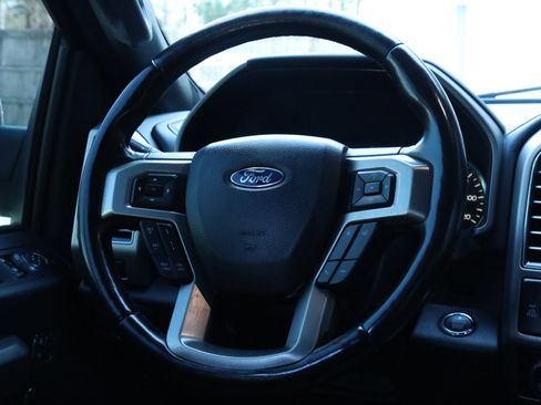 Used 2017 Ford F150 Platinum image 8