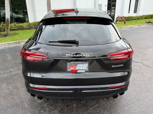 Used 2025 Maserati Grecale Modena AWD/4WD image 21