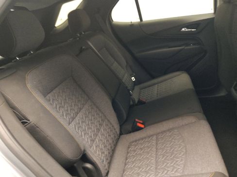 Used 2023 Chevrolet Equinox LT image 19