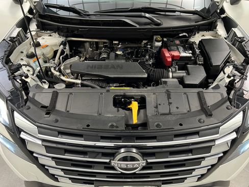 Used 2024 Nissan Rogue S FWD image 62