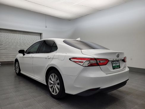 Used 2019 Toyota Camry LE w/ Carpet Mat Package image 5