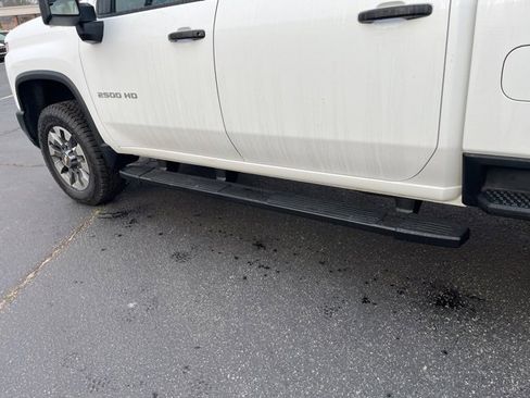 Used 2024 Chevrolet Silverado 2500 Custom w/ Custom Value Package image 31