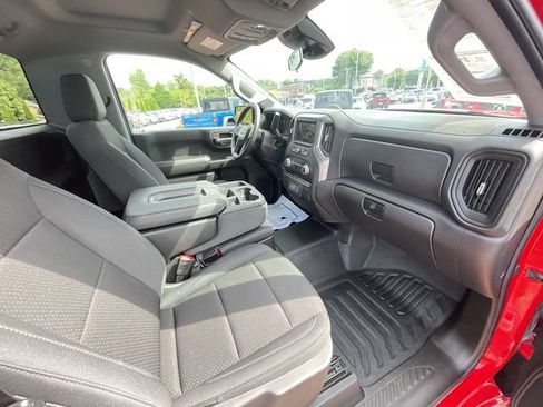 Used 2025 GMC Sierra 1500 Pro w/ Convenience Package RWD image 32