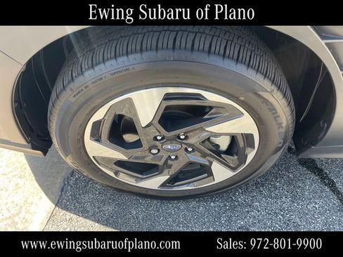 Used 2025 Subaru Crosstrek 2.5i Limited w/ Crosstrek Mirror Package image 27