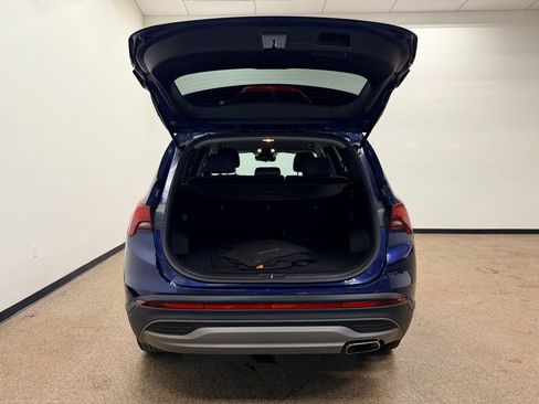 Used 2023 Hyundai Santa Fe SE AWD/4WD image 6