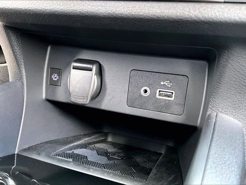 Certified 2025 Nissan Versa SV w/ Trunk Package image 35