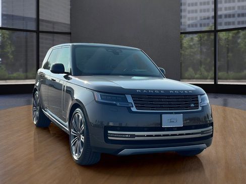 New 2026 Land Rover Range Rover SE image 10