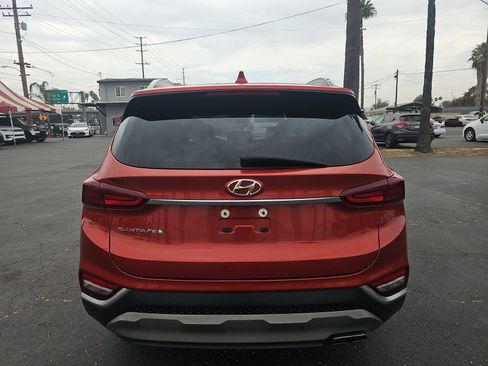 Used 2020 Hyundai Santa Fe SEL w/ Convenience Package FWD image 7