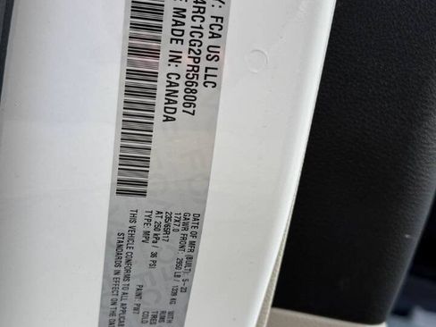 Used 2023 Chrysler Voyager LX FWD image 31