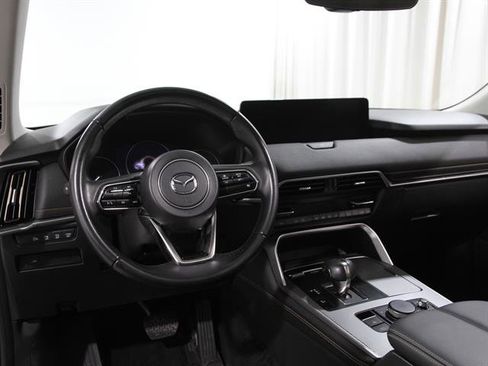 Certified 2025 MAZDA CX-70 3.3 Turbo w/ Preferred Package image 6