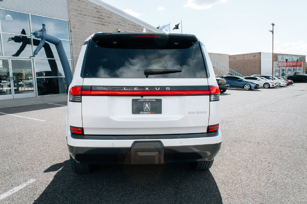 Used 2024 Lexus GX 550 w/ Accessory Package (Z1) AWD/4WD image 6
