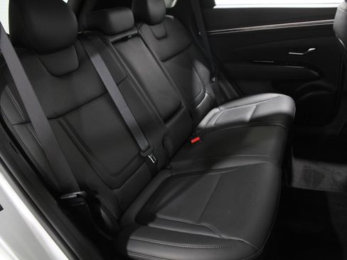 Certified 2023 Hyundai Tucson Limited w/ Winter Package image 18