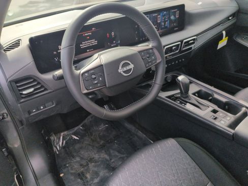 New 2026 Nissan Sentra SV w/ SV Convenience Package image 2