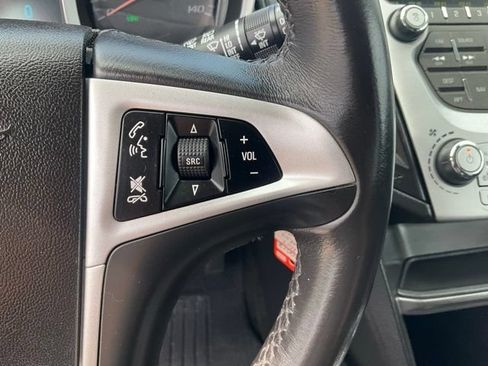 Used 2017 Chevrolet Equinox LT AWD/4WD image 11
