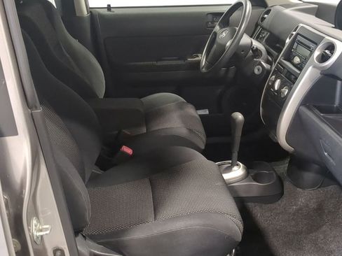 Used 2005 Scion xB FWD image 23