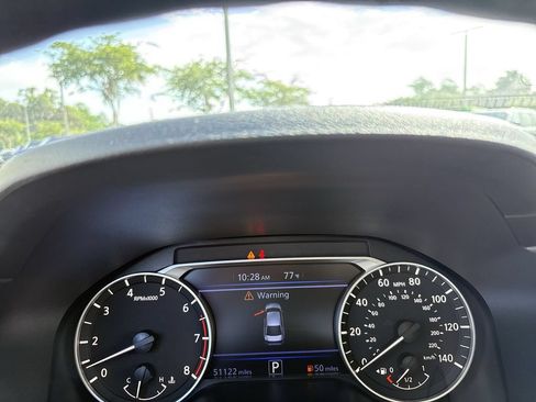 Used 2024 Nissan Altima 2.5 SV FWD image 18