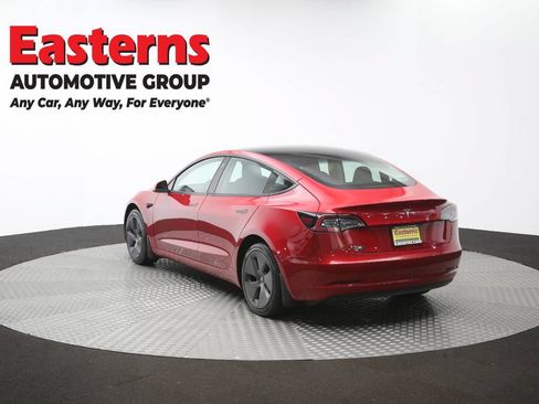 Used 2022 Tesla Model 3 Standard Range RWD image 32