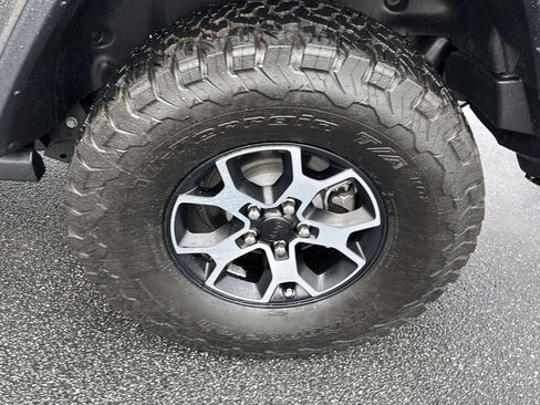 Used 2021 Jeep Wrangler Unlimited Rubicon image 32