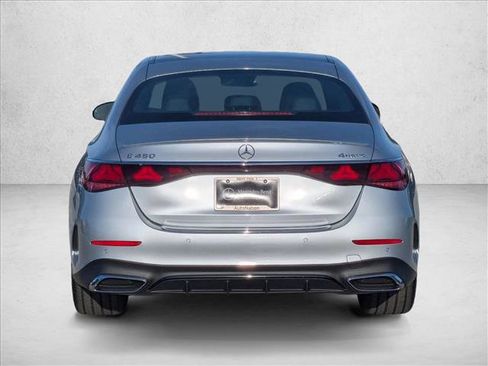 New 2026 Mercedes-Benz E 450 4MATIC Sedan image 8